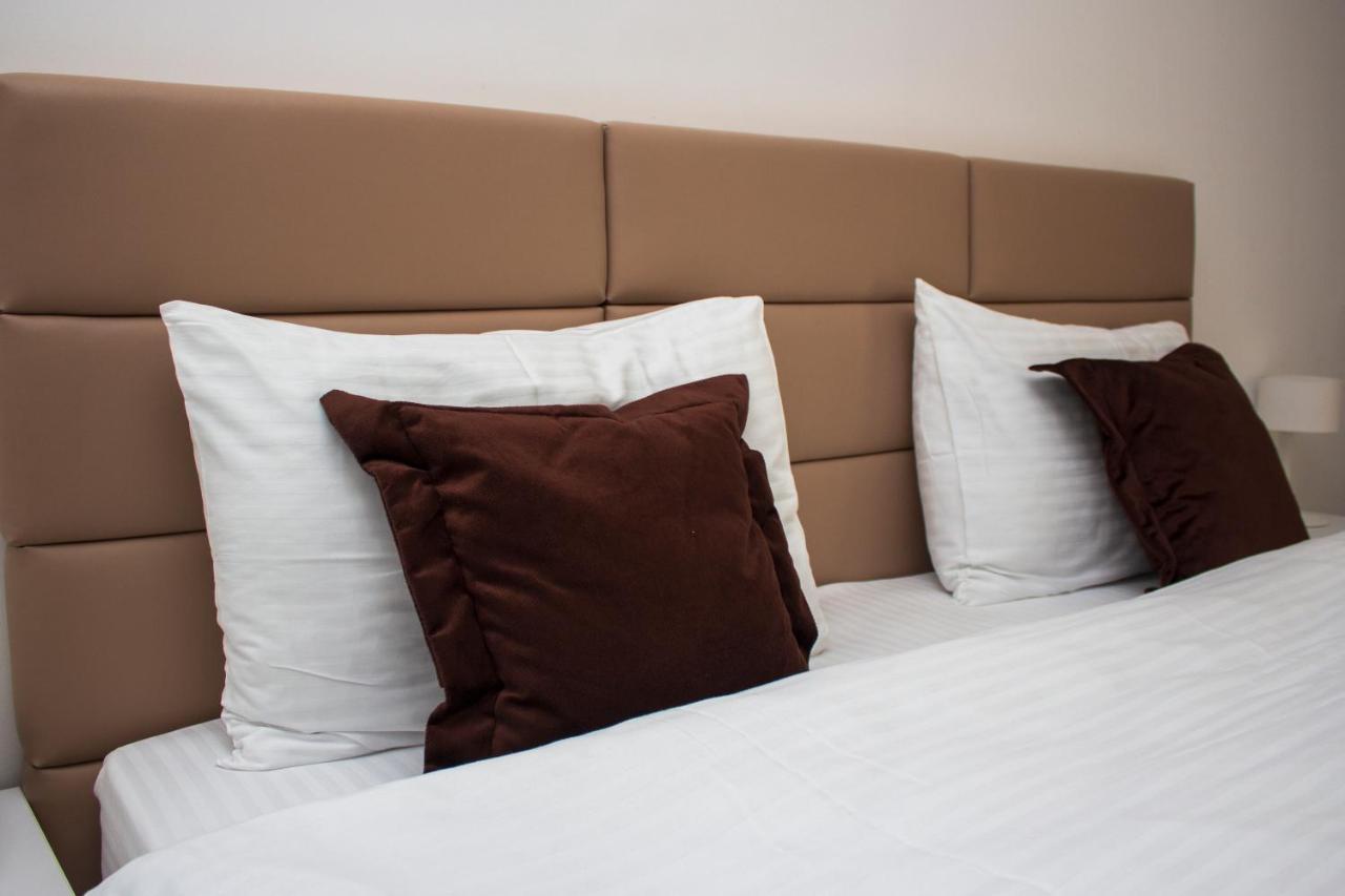 Bernardazzi Grand Hotel Chisinau Luaran gambar