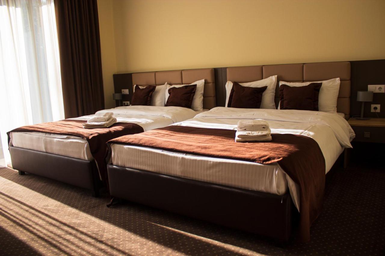 Bernardazzi Grand Hotel Chisinau Luaran gambar