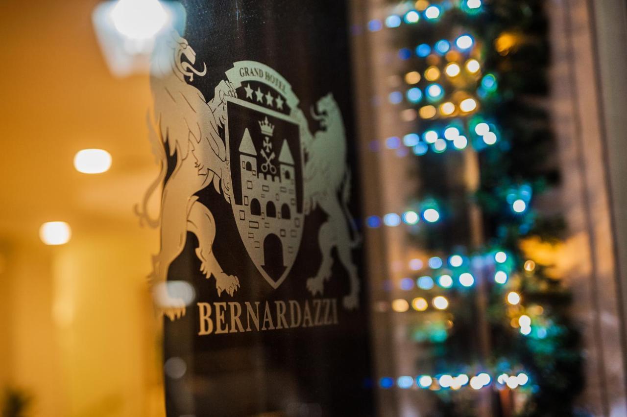 Bernardazzi Grand Hotel Chisinau Luaran gambar