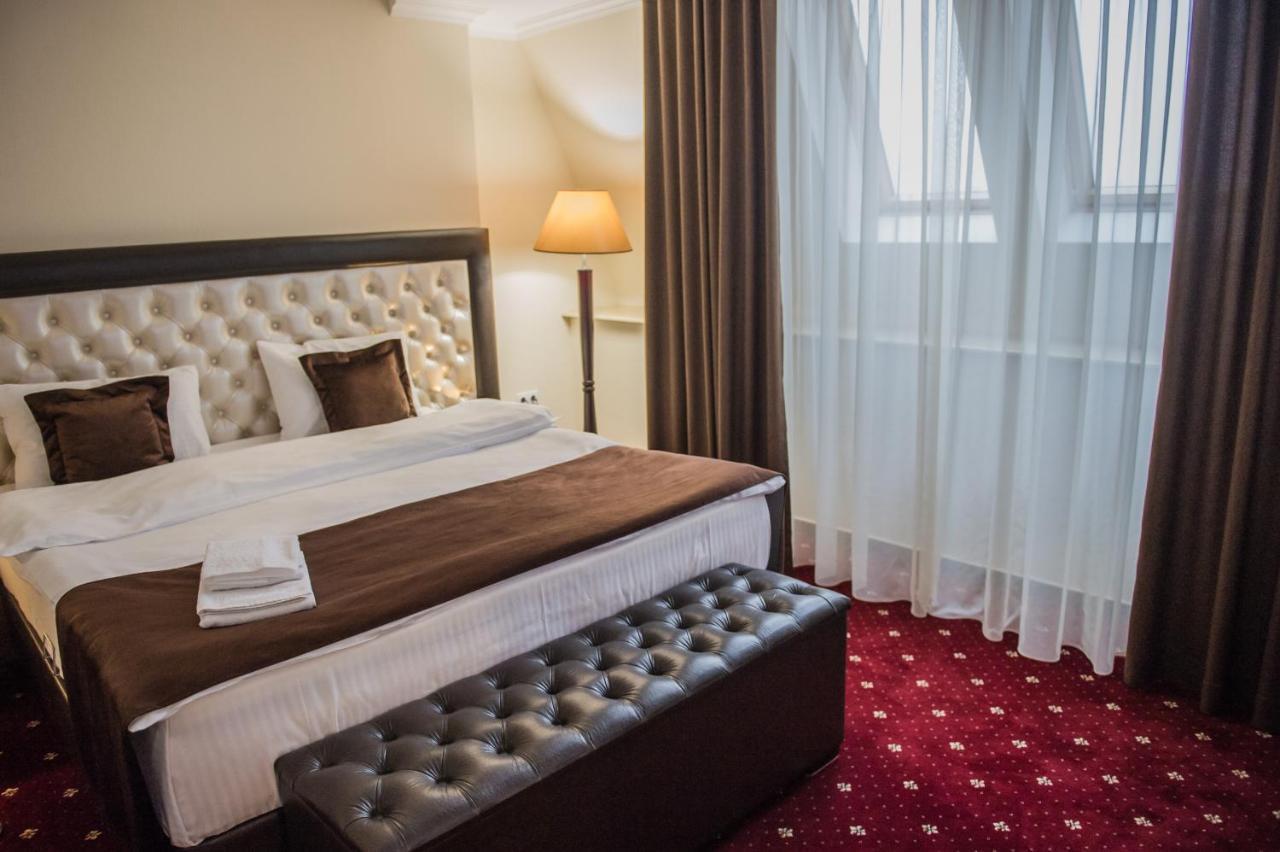 Bernardazzi Grand Hotel Chisinau Luaran gambar
